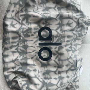 ALO Yoga Gray Tie-Dye Tote